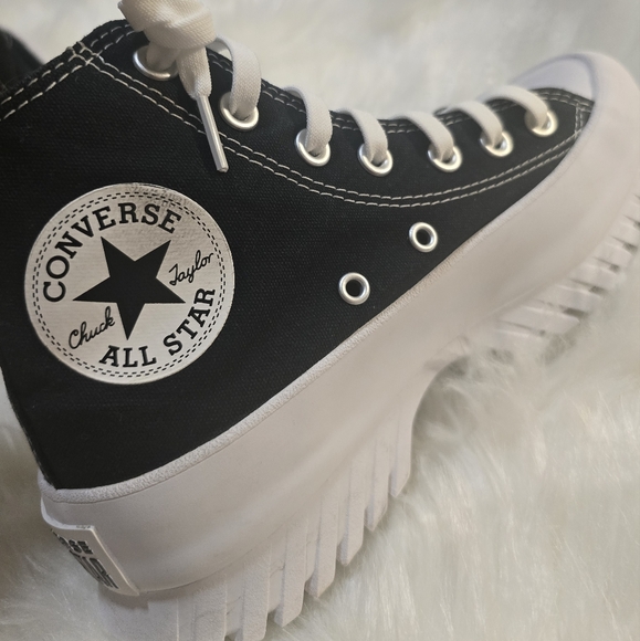 Black and White Converse Chuck Taylor All Star High Top Platform size M/5 & W/7 - Picture 11 of 14